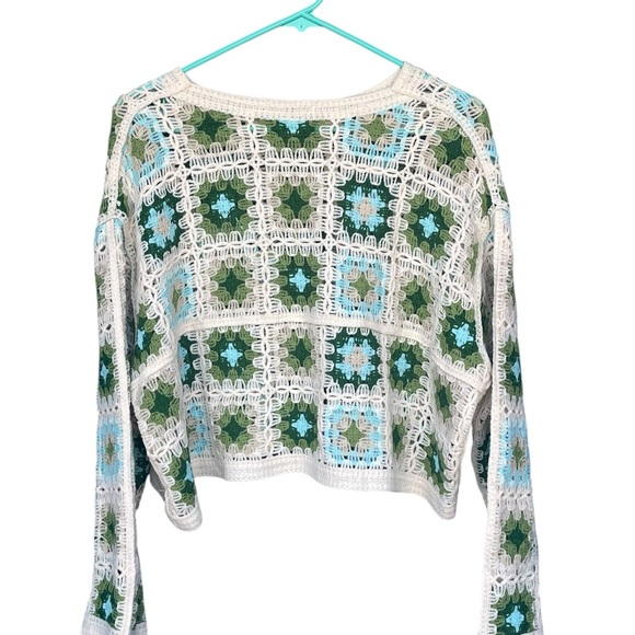 Granny Square Crochet Cropped Sweater - Green and Blue - Picture 4 of 5